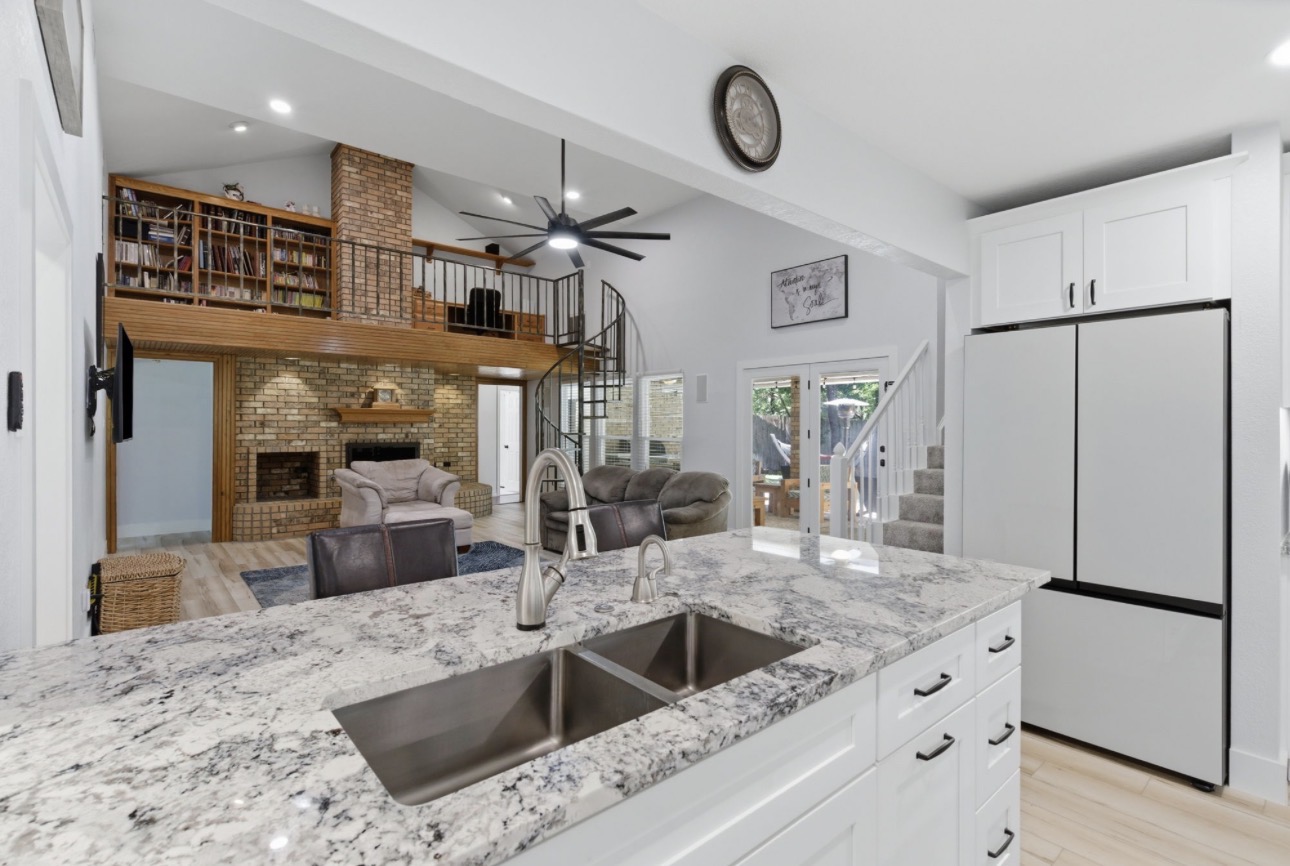 Custom scullery countertops in a Southlake TX home